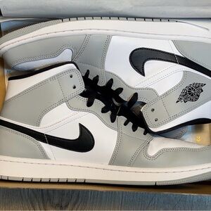 Nike Mens Jordan 1 Mid Light Smoke Grey